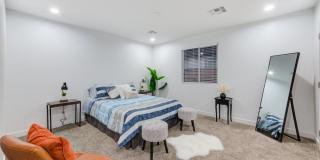 1821 W Hadley Street Gallery 19