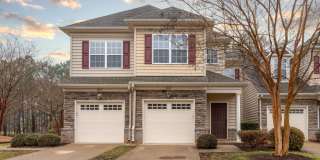 Golf course views in Braemar Creek 3 beds Gallery 1