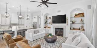 3161 Club Drive Gallery 10