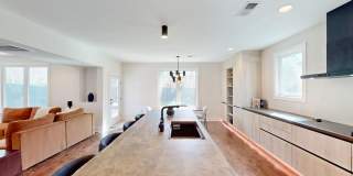 1220 Lomax Avenue Gallery 24