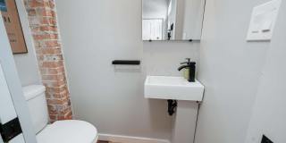 1151 Summit Street Gallery 11