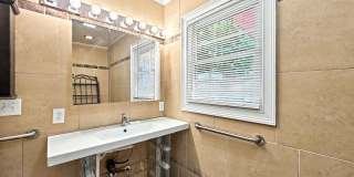 2BR Home in West Midtown Near GA Tech and Shepherd Center! Furnished or Unfurnished. Gallery 23