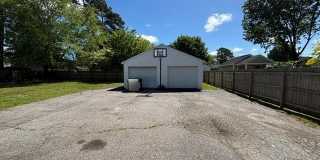 1424 Hawthorne Drive Gallery 3