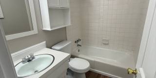 Beautifully updated 3‑bedroom townhome in the heart of South Charlotte. Gallery 1