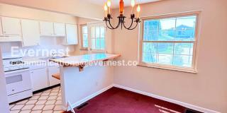 1789 Kings Court Gallery 6