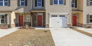 Townhome in Boyington W/GARAGE in Boyington Place! Gallery 1