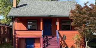 3Bd/2Ba Two-Story Historic Home Gallery 1