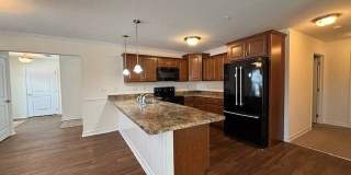 140 Paddock Circl Gallery 1