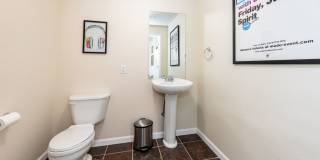 Downtown 3 Bedroom Townhome with 2 Car Garage Gallery 11