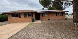 Very Nice 3-Bedroom, 2-Bath Home with Bonus Room & Solar Panels Gallery 1