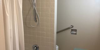 2 Bed 1 Bath Duplex with Attached Garage Gallery 4