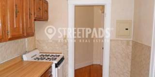 92 Maple St. Gallery 7