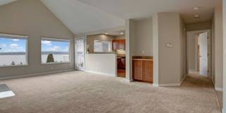 The Carillon Apartments Gallery 37