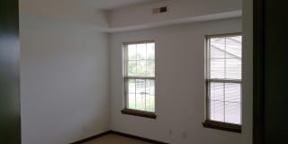 NEW LISTING 2 bedroom, 2 bath condo in North Liberty NEW LISTING 2 bedroom, 2 bath condo in North Liberty Gallery 6