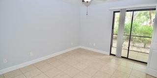 One bedroom one bathroom condo in Palmer Ranch Gallery 10
