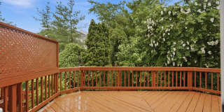 7035 KINGS MANOR Drive Gallery 20