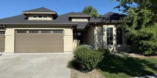 Spacious  Home in Paramount Gallery 1