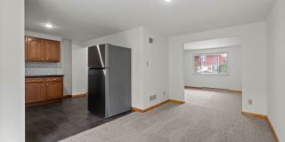READY FOR MOVE IN! DON'T MISS THIS RENOVATED 2-BEDROOM TOWNHOME IN WEST MIFFLIN! Gallery 9