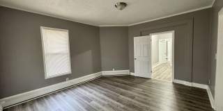 1102 E Main Street unit: 1 1102 E Main Street unit: 1 Gallery 13