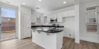 Beautiful Providence 3 Bedroom + Loft Home Gallery 10