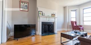 Nice 4 bed next to the green line in Allston Gallery 4