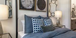 The Everly at Rouzan Gallery 11