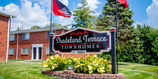 Shadeland Terrace Townhomes with Full Basements Gallery 11