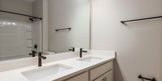 River Oaks Landing Gallery 46