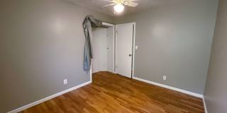 PRE-LEASING Gallery 7