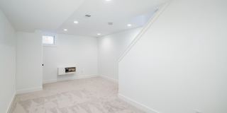 1532 CATHARINE Street Gallery 12
