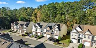 2913 Greyhawk Lane Gallery 1