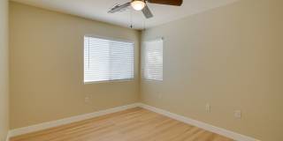 CHARMING 2 BEDROOM TOWNHOME IN SOUTHERN HIGHLANDS Gallery 24