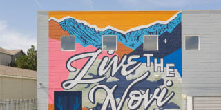 Novi at Lowry Gallery 34