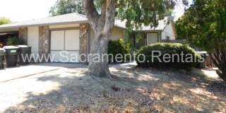 Very Nice Foothill Farms 2bd/1ba Duplex with Garage Gallery 1