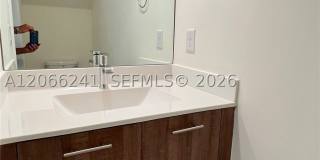 4738 NW 83rd Path Gallery 6