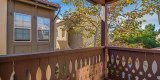 Nestled in the Woodbury Community- detached 2-bedroom Bowen Court Town Home Gallery 1
