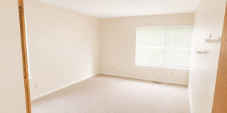 3 bedroom/ 3 bathroom- Mimosa Lane- W&M Law School Gallery 9