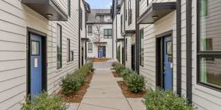 1530 Adams Street Gallery 42