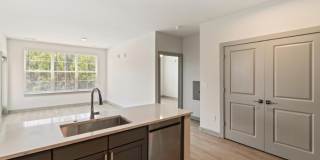 The Belle at the Lamar Gallery 61