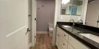 Tahoe Park 2 Bedroom Near UC Davis Med Center Gallery 17