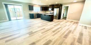 Brand New Beautiful Home Gallery 5
