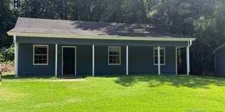 Modern 3 bedroom Ranch Home Gallery 1