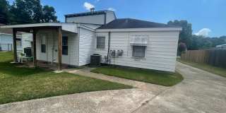Make the call before it’s gone! Clean and move in ready! Gallery 1