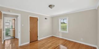 105 N Elm Street Gallery 18