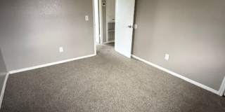 Charming 4-Bedroom Home with Spacious Yard! Gallery 24