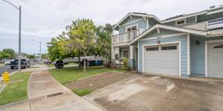 LARGE and SPACIOUS 3bd/3ba/2pkg (SEA COUNTRY) $3900 Gallery 1