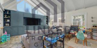 Beautiful Maple Ridge Home Gallery 13