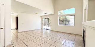 8284 W ROCHELLE Avenue Gallery 4