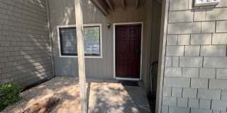 Charming Downtown Sonoma Condo – 2bd/1ba – Water & Garbage Paid! Gallery 1