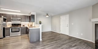 Summit Riverside Apartments Gallery 21